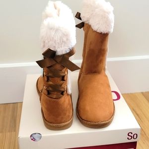 Girl's SO fur lined boots